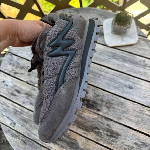 Marc Jacobs Teddy Joggers - Picture 7 of 13